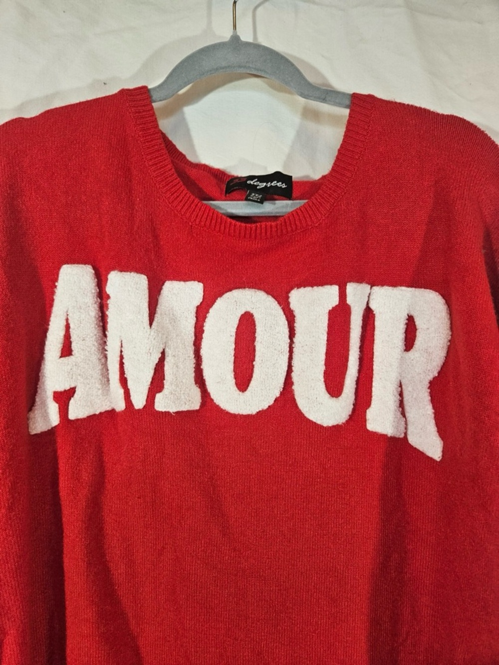 33 Degrees Red Crewneck Sweater with White 'AMOUR'